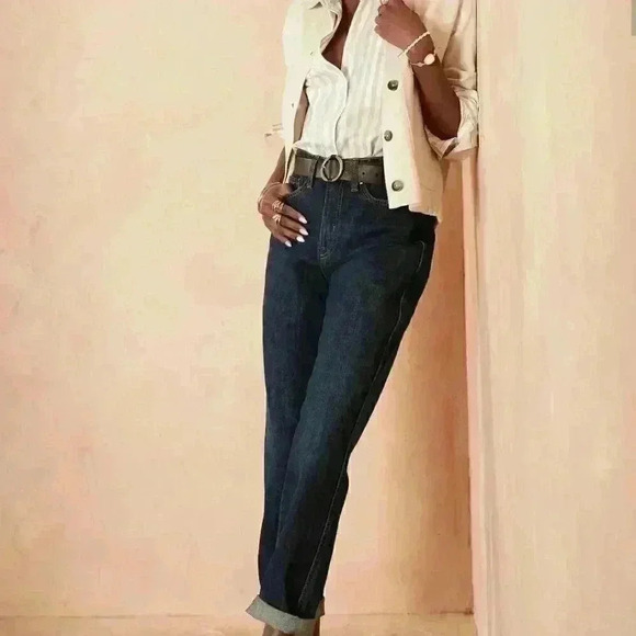 Banana Republic Rigid Straight Jean - Picture 7 of 7